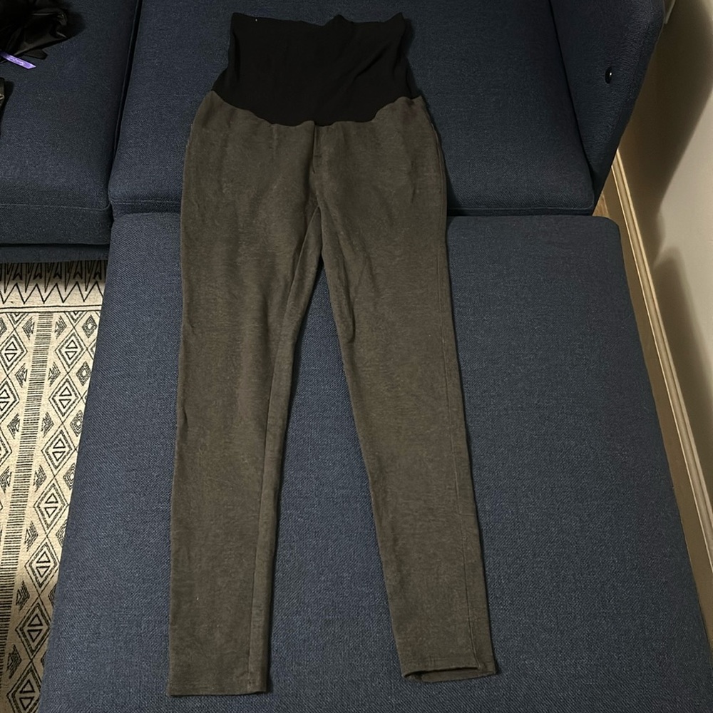 Maternity pants size S/P/CH.